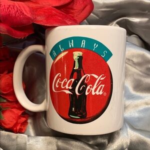 🌹Vintage Coca Cola • White Mug with Red Logo  • Enjoy!